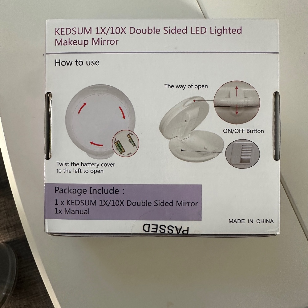 Led travel mirror